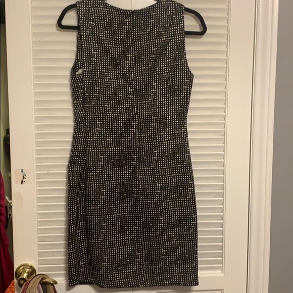 Authentic Tory Burch Black and White Dress - Picture 4 of 4